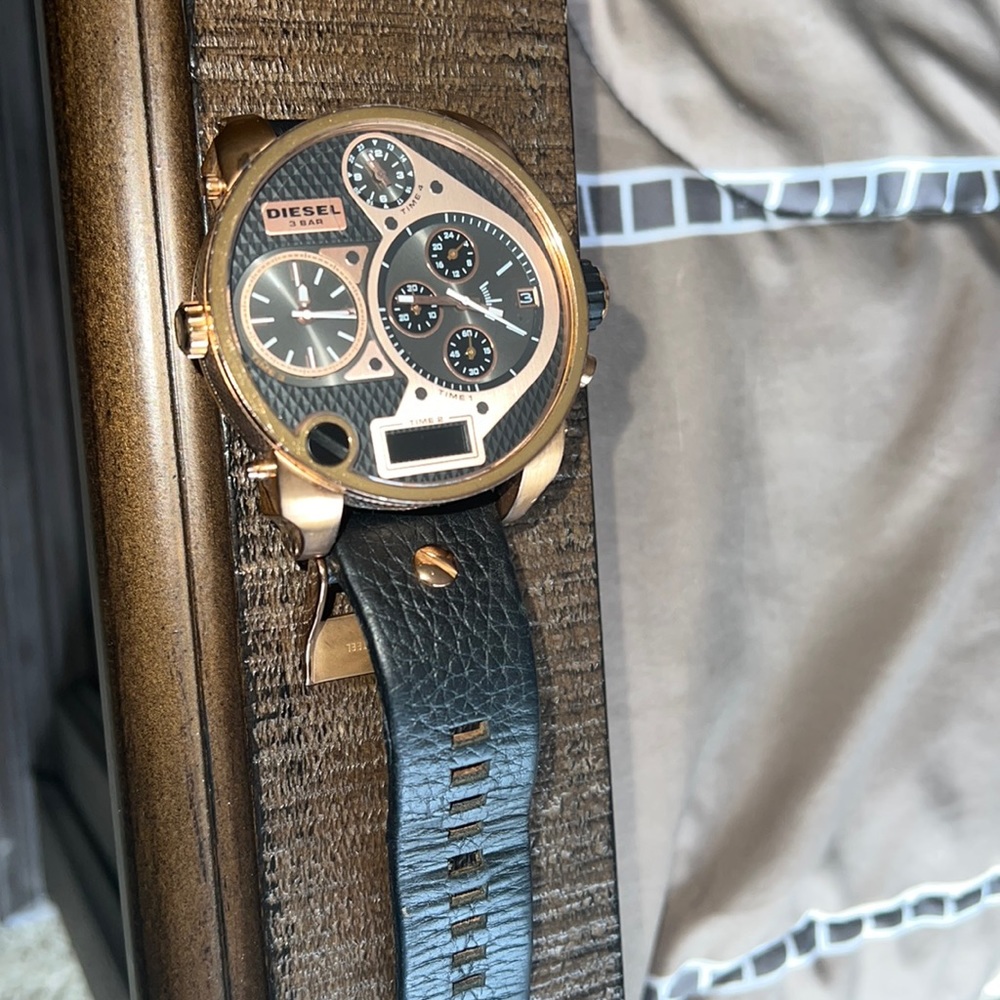 Diesel 3 Bar watch Used